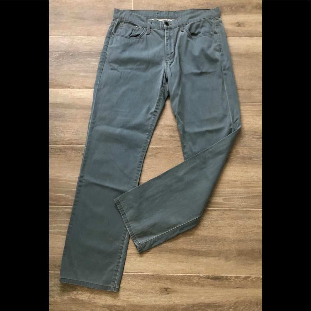 Joe’s Jeans Light Denim Men’s The Classic Straight Leg Jeans.